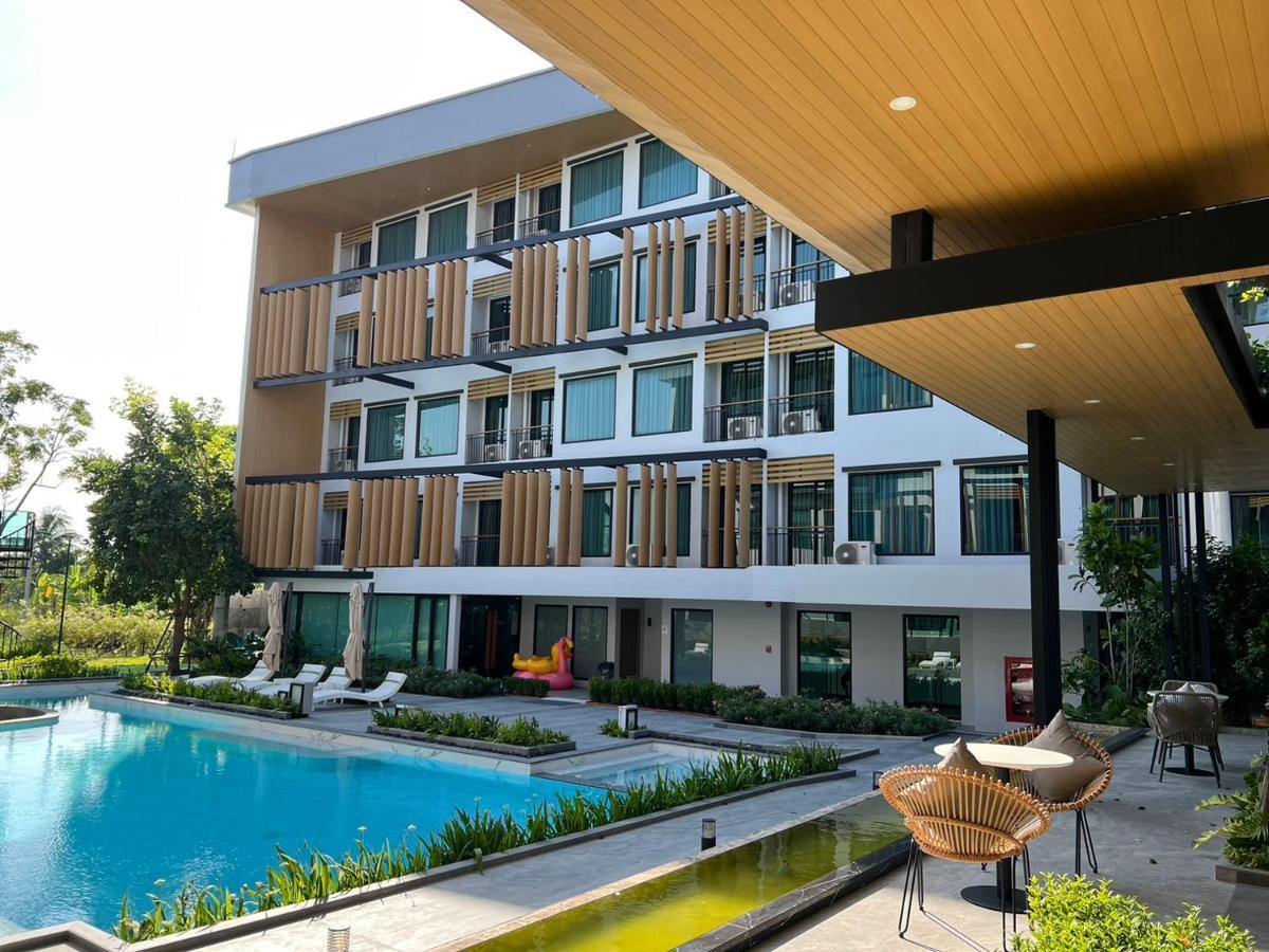 Crystal Srivaree Suvarnabhumi Hotel Ban Khlong Bang Krathiam المظهر الخارجي الصورة