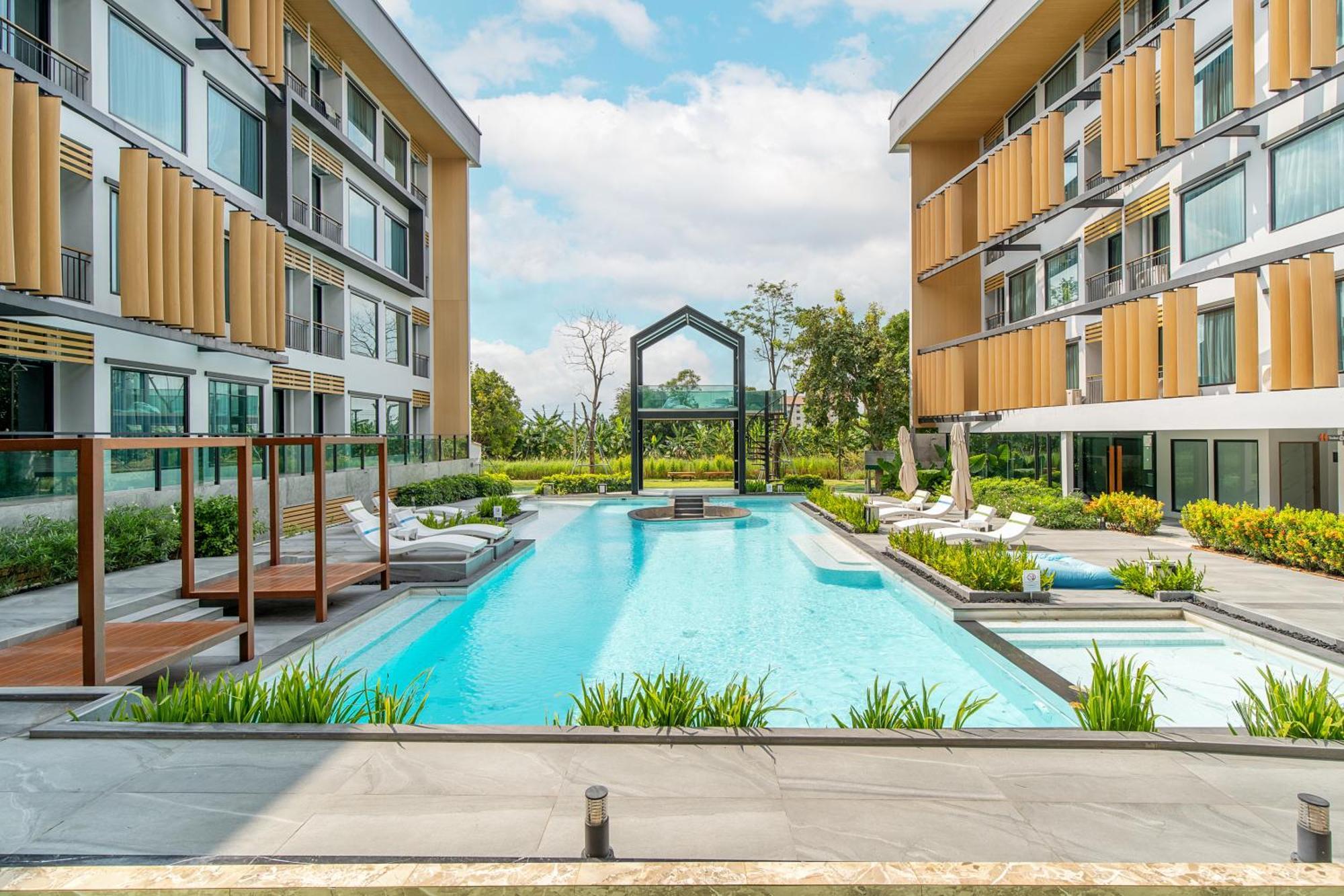 Crystal Srivaree Suvarnabhumi Hotel Ban Khlong Bang Krathiam المظهر الخارجي الصورة