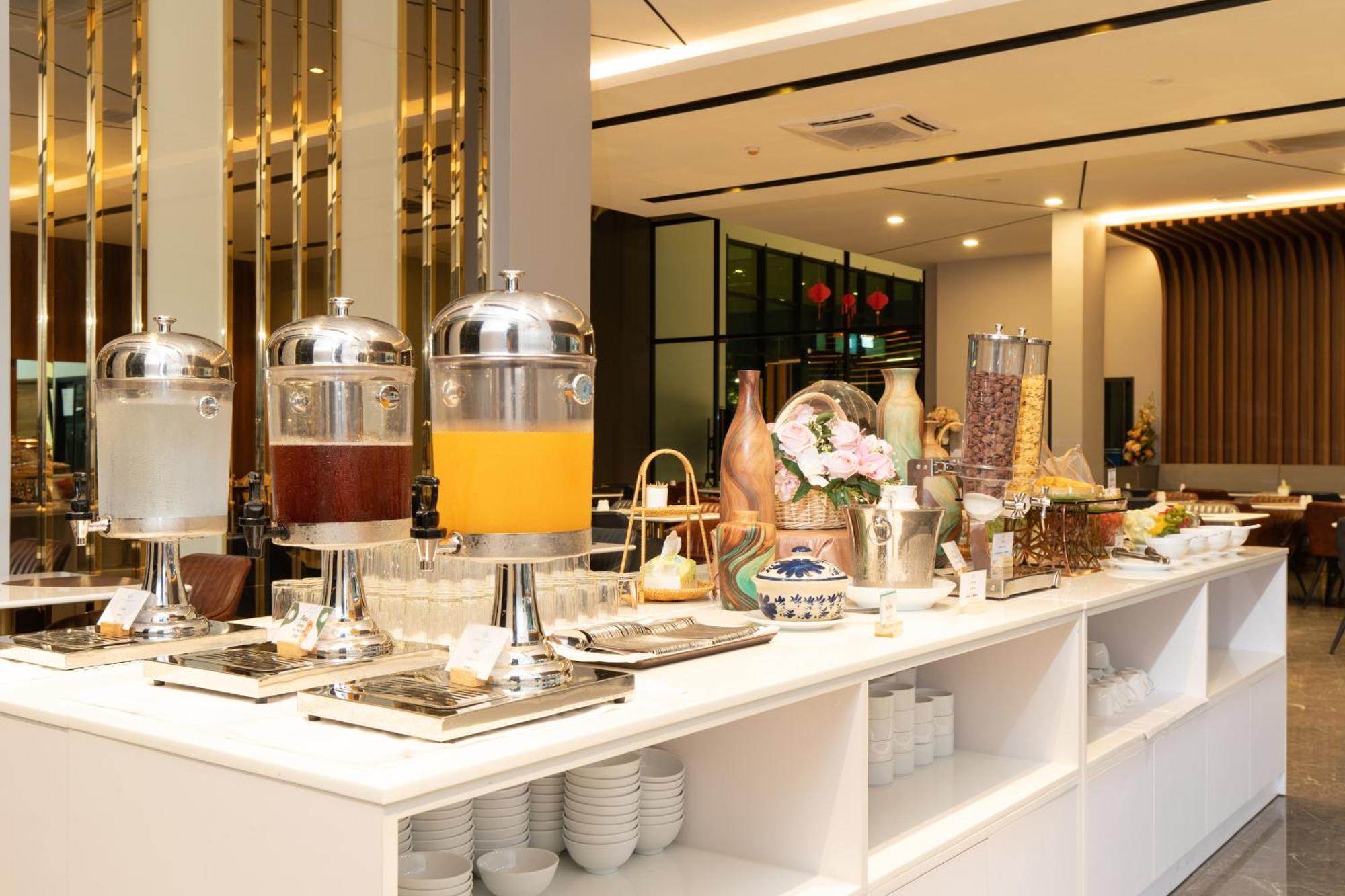 Crystal Srivaree Suvarnabhumi Hotel Ban Khlong Bang Krathiam المظهر الخارجي الصورة